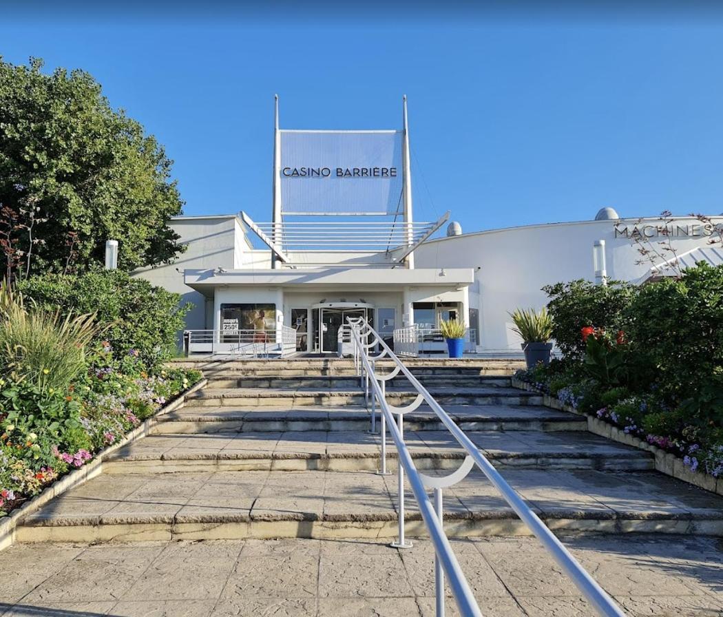 Apartament Arlette Ouistreham Zewnętrze zdjęcie